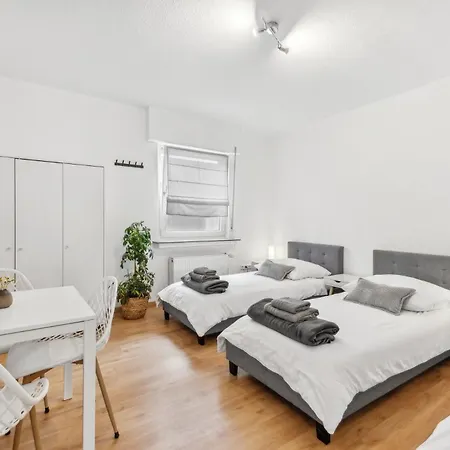 Alter Ziegelhof, Terrasse, Wlan, Bis Zu 9 Personen * 弗希塔