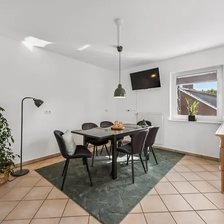 Alter Ziegelhof, Terrasse, Wlan, Bis Zu 9 Personen * Vechta